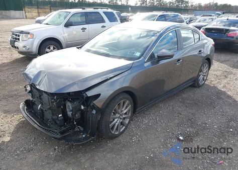 2025 Mazda Mazda3 2.5 S Preferred z USA, uszkodzony, nr VIN JM1BPACM6S1776588